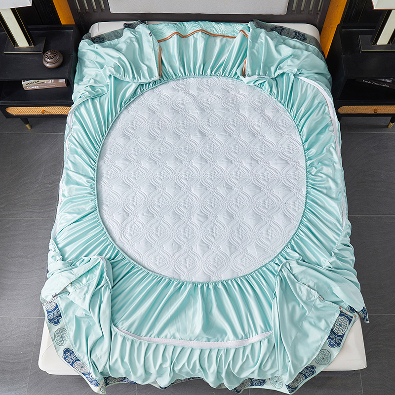 91家纺网 家纺一手货源 找家纺 （总）罗艺轩 2024新款贡缎夹棉中国风新中式系列床裙三件套