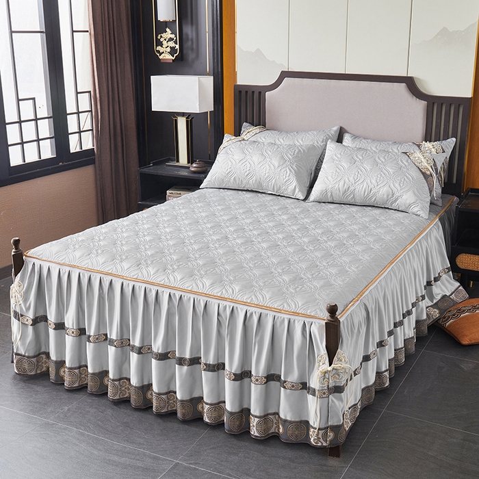 91家纺网 家纺一手货源 找家纺 罗艺轩 2024新款贡缎夹棉中国风新中式系列床裙三件套 中国风-迷雾灰