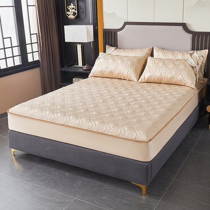 91家纺网 家纺一手货源 找家纺 罗艺轩 2024新款贡缎夹棉中国风新中式系列床裙三件套 中国风-香槟