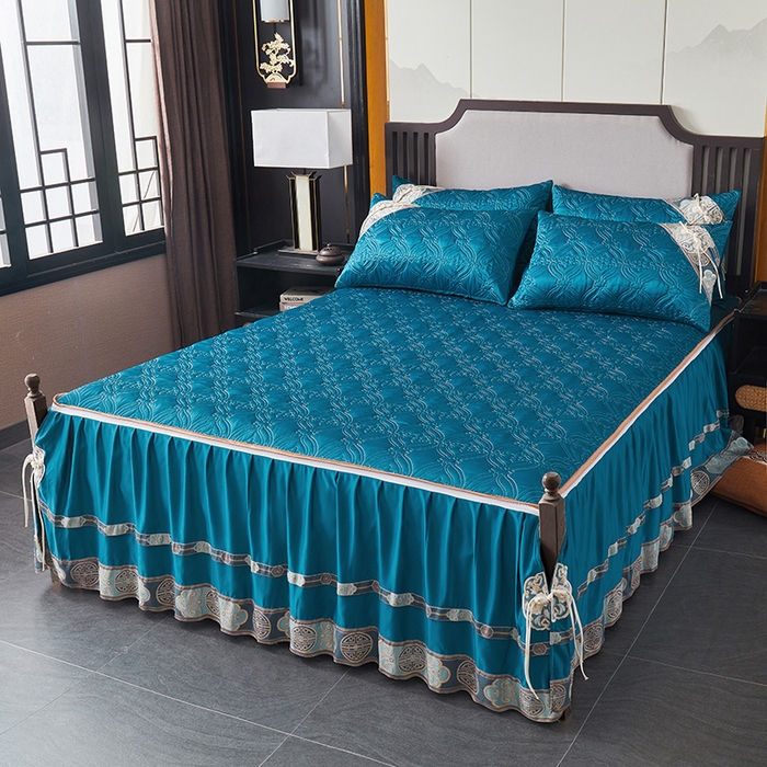 91家纺网 家纺一手货源 找家纺 罗艺轩 2024新款贡缎夹棉中国风新中式系列床裙三件套 中国风-宝石蓝