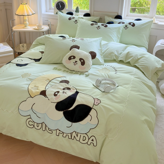 91家纺网 家纺一手货源 找家纺 （总）红番天家居馆 2025新款A类全棉水洗棉贴布绣四件套-熊猫奔奔