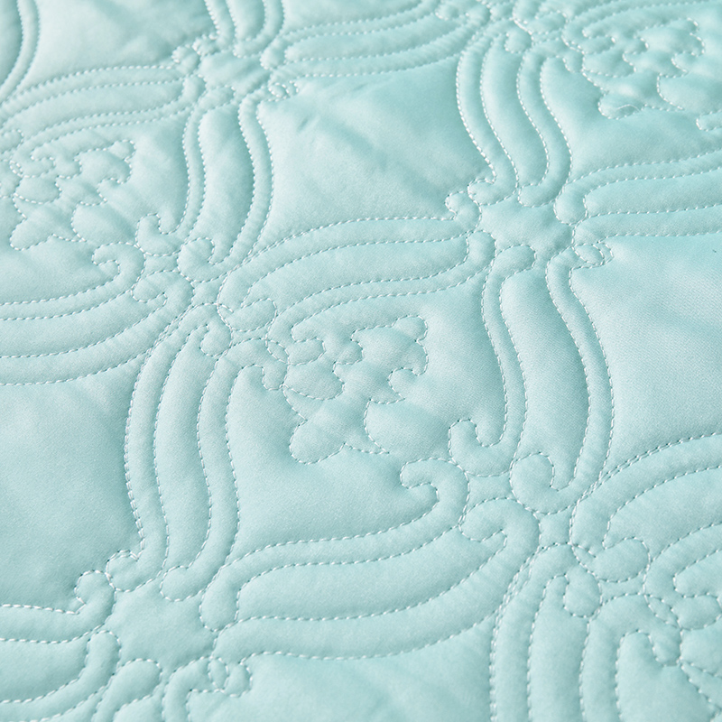 91家纺网 家纺一手货源 找家纺 （总）罗艺轩 2024新款贡缎夹棉中国风新中式系列床裙三件套