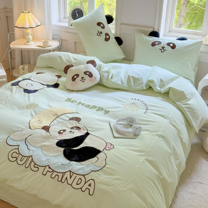 91家纺网 家纺一手货源 找家纺 （总）红番天家居馆 2025新款A类全棉水洗棉贴布绣四件套-熊猫奔奔