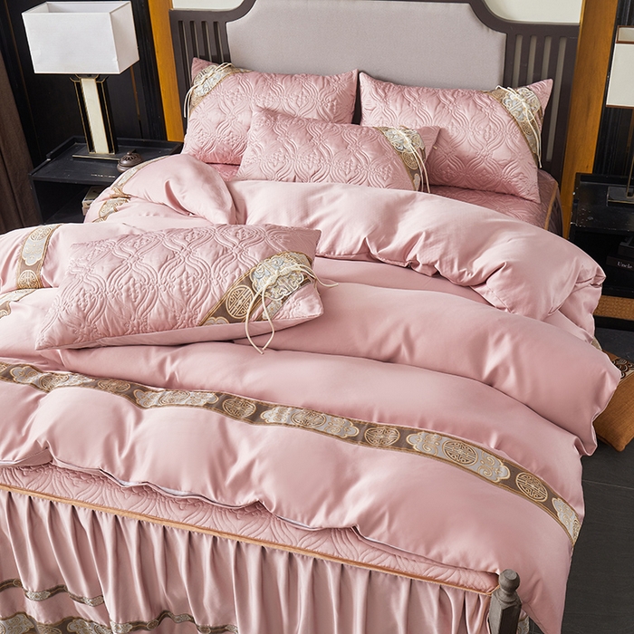 91家纺网 家纺一手货源 找家纺 罗艺轩 2024新款贡缎夹棉中国风新中式系列床裙款四件套 中国风-宫粉