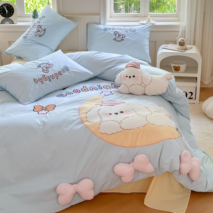 91家纺网 家纺一手货源 找家纺 （总）红番天家居馆 2025新款A类全棉水洗棉贴布绣四件套-月儿弯弯