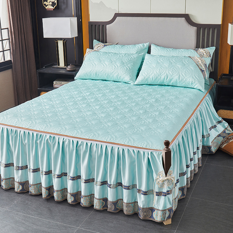 91家纺网 家纺一手货源 找家纺 （总）罗艺轩 2024新款贡缎夹棉中国风新中式系列床裙三件套