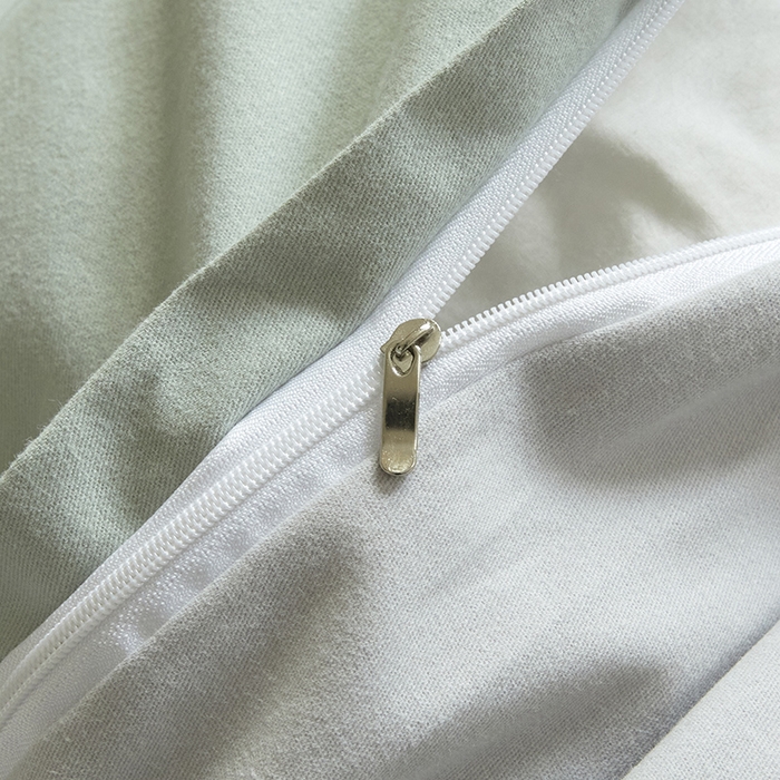 91家纺网 家纺一手货源 找家纺 澳梵家居 2024新款秋冬纯色全棉磨毛四件套--素色如锦系列 锦绣绿-幻影灰