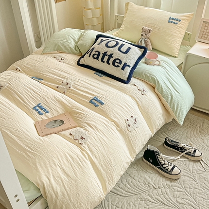 韩巢家纺 2024新款学生宿舍寝室上下铺超柔水洗棉毛巾绣被套床单三件套-小白熊（提供卖家秀） 小白熊 奶黄绿