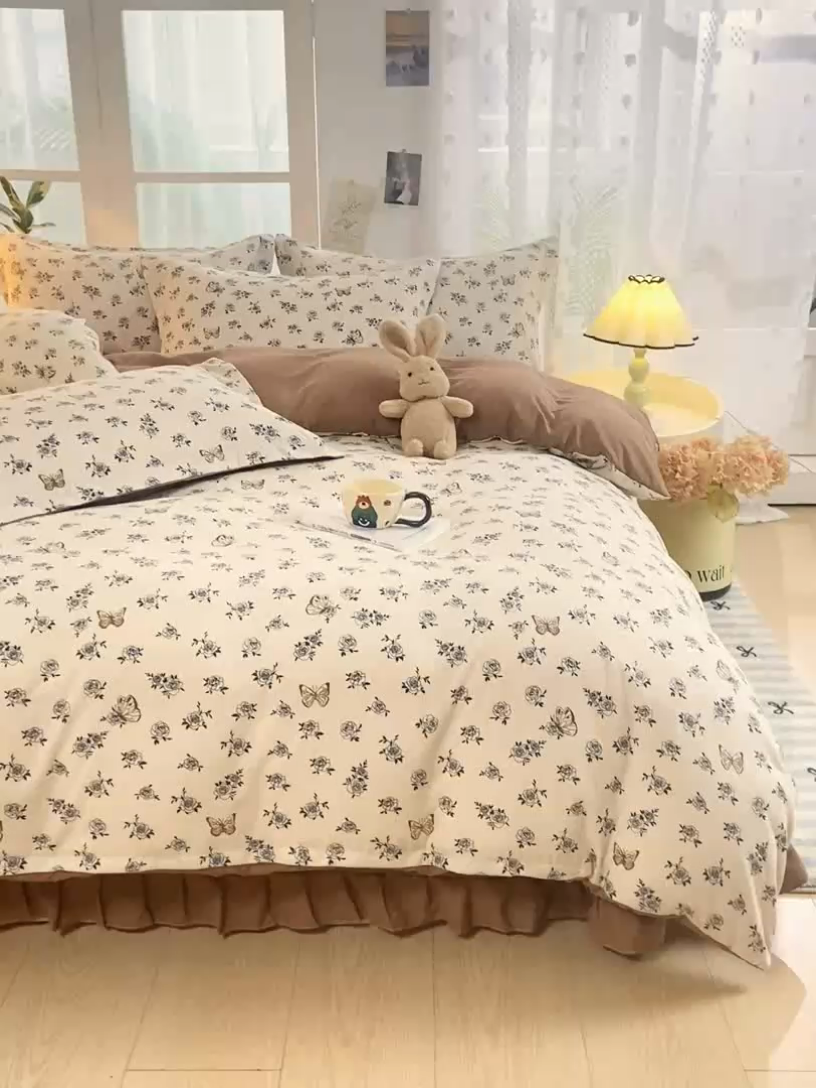 91家纺网 家纺一手货源 找家纺 富之航家纺2024新款小清新床盖四件套公主风提花针织棉床盖四件套 蝶恋花咖
