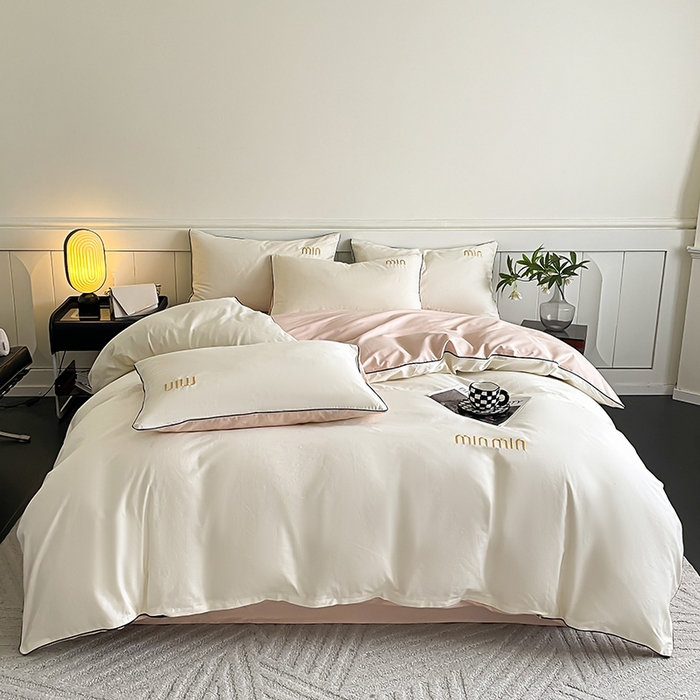 91家纺网 家纺一手货源 找家纺 澳梵家居 2024新款全棉嵌绳四件套--minmin系列 minmin奶昔白-白桃粉