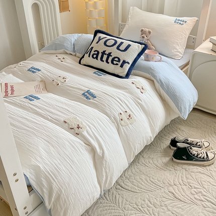 韩巢家纺 2024新款学生宿舍寝室上下铺超柔水洗棉毛巾绣被套床单三件套-小白熊（提供卖家秀） 小白熊 白蓝