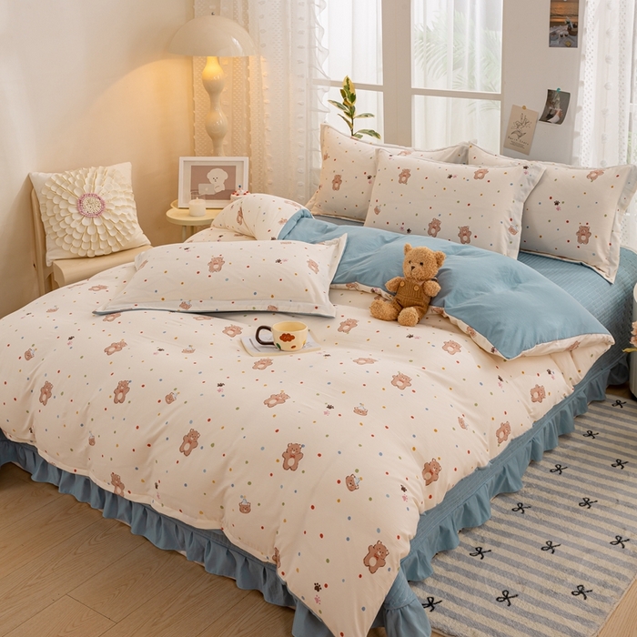 91家纺网 家纺一手货源 找家纺 富之航家纺2024新款小清新床盖四件套公主风提花针织棉床盖四件套 饼干熊