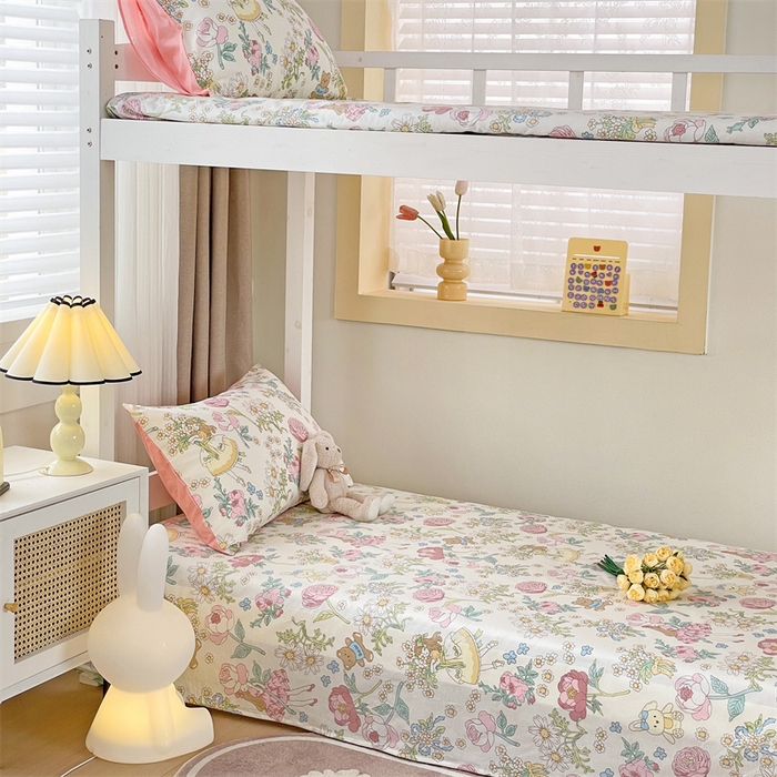 91家纺网 家纺一手货源 找家纺 名兮家居 2024新款学生床上下铺全棉床单  玛丽春天