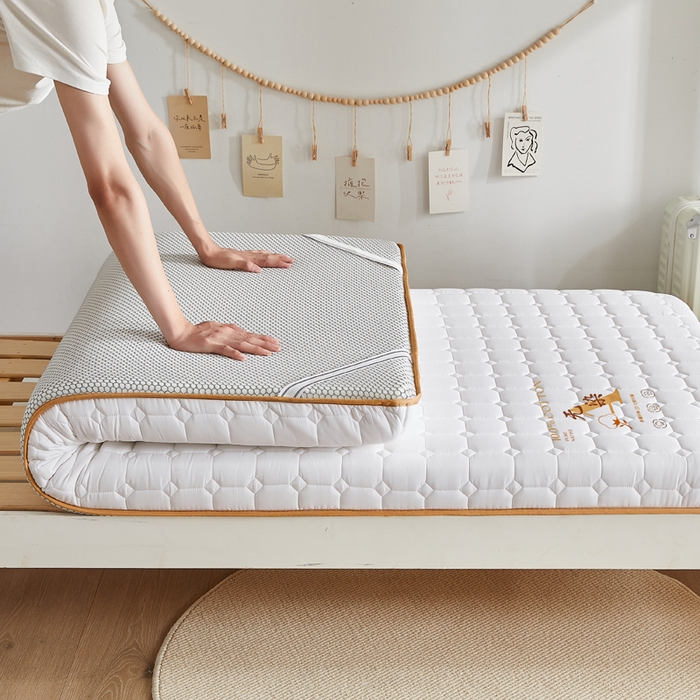 91家纺网 家纺一手货源 找家纺 鹿辉家居（原吉欧力） 2024新款柔肤棉新疆棉花床垫 白色