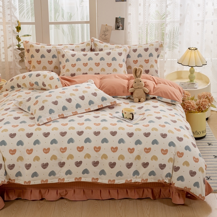 91家纺网 家纺一手货源 找家纺 富之航家纺 2024新款小清新床盖四件套公主风提花针织棉床盖四件套 比心