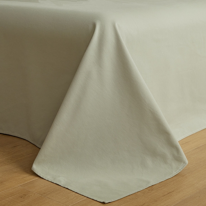 91家纺网 家纺一手货源 找家纺 澳梵家居 2024新款秋冬纯色全棉磨毛四件套--素色如锦系列 奶白-冷杉绿