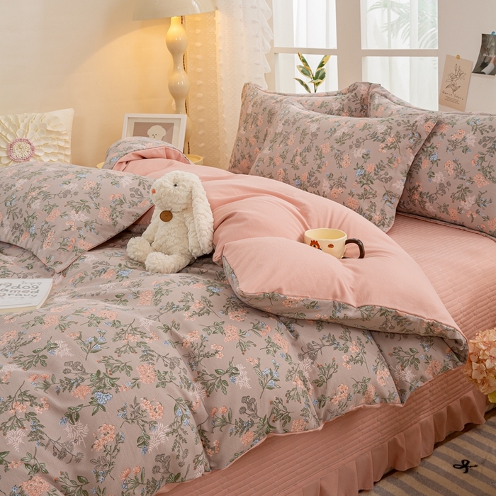 91家纺网 家纺一手货源 找家纺 富之航家纺 2024新款小清新床盖四件套公主风提花针织棉床盖四件套 玉隐