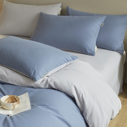 91家纺网 家纺一手货源 找家纺 澳梵家居 2024新款秋冬纯色全棉磨毛四件套--素色如锦系列 半岛蓝-幻影灰