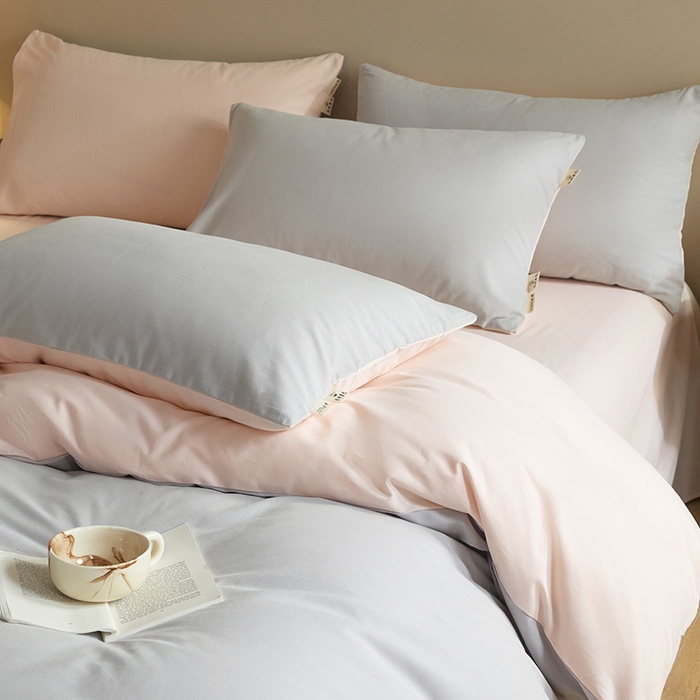 91家纺网 家纺一手货源 找家纺 澳梵家居 2024新款秋冬纯色全棉磨毛四件套--素色如锦系列 幻影灰-椰奶粉