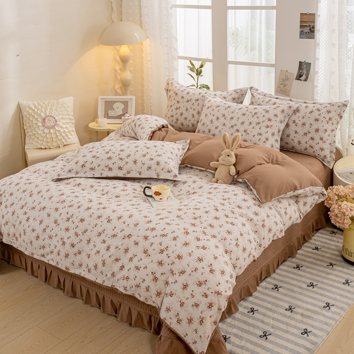 91家纺网 家纺一手货源 找家纺 富之航家纺2024新款小清新床盖四件套公主风提花针织棉床盖四件套 剪秋