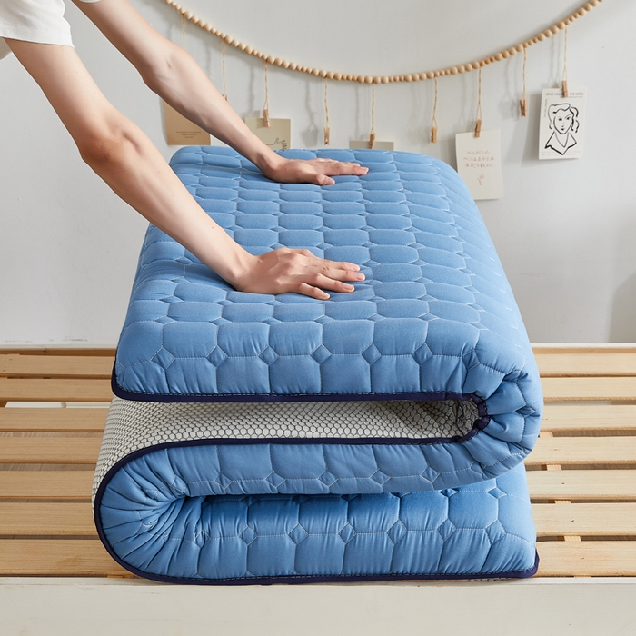 91家纺网 家纺一手货源 找家纺 鹿辉家居（原吉欧力） 2024新款柔肤棉新疆棉花床垫 蓝色