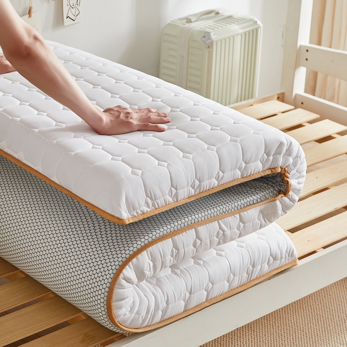 91家纺网 家纺一手货源 找家纺 鹿辉家居（原吉欧力） 2024新款柔肤棉新疆棉花床垫 白色