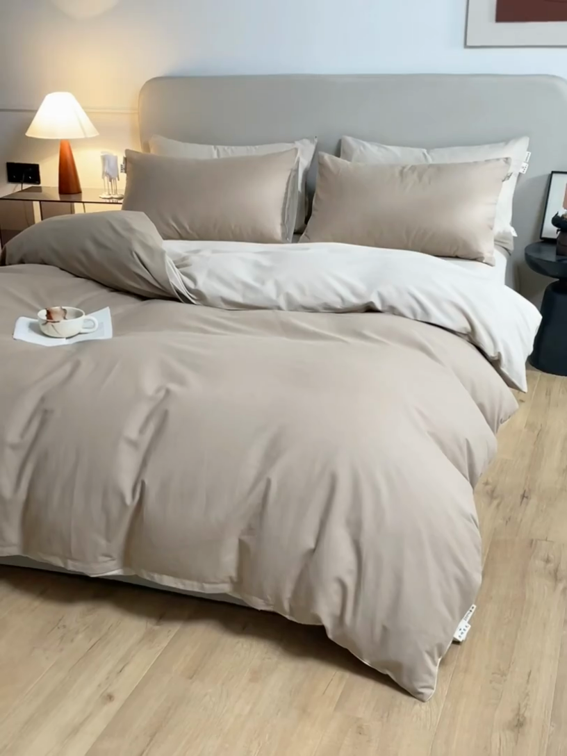 91家纺网 家纺一手货源 找家纺 澳梵家居 2024新款秋冬纯色全棉磨毛四件套--素色如锦系列 亚麻驼-燕麦色