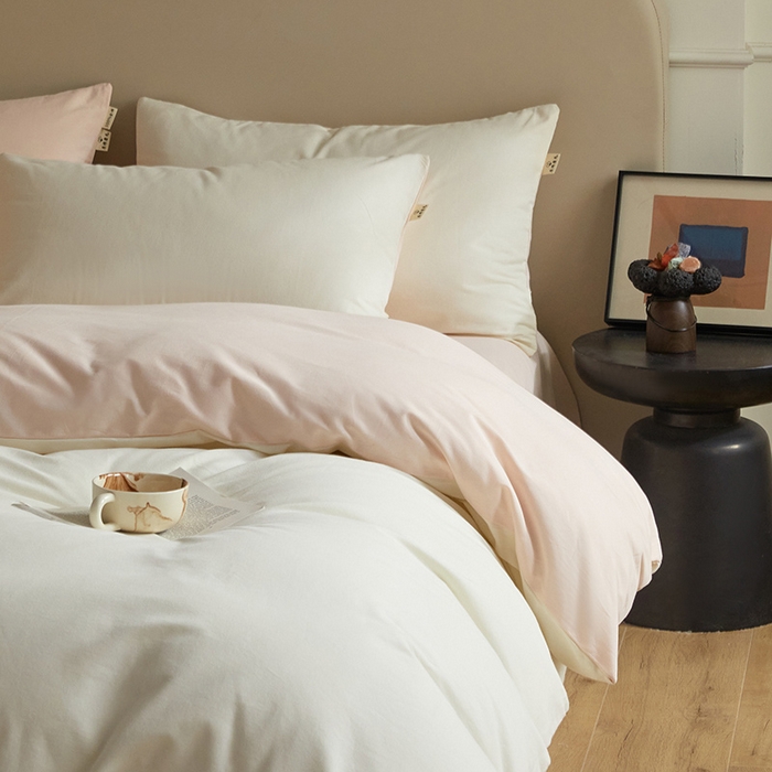 91家纺网 家纺一手货源 找家纺 澳梵家居 2024新款秋冬纯色全棉磨毛四件套--素色如锦系列 奶白-椰奶粉