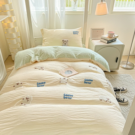 91家纺网 家纺一手货源 找家纺 韩巢家纺 2024新款学生宿舍寝室上下铺超柔水洗棉毛巾绣单件被套-小白熊（提供卖家秀） 小白熊 奶黄绿