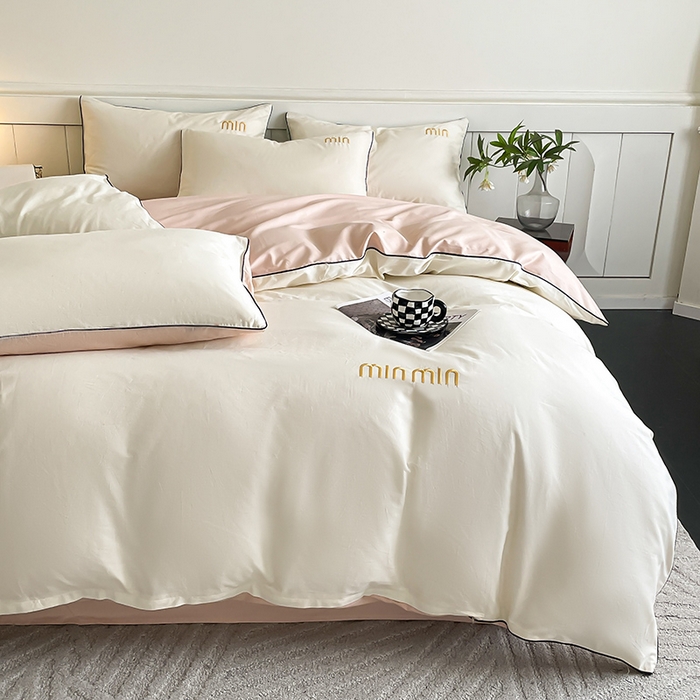 91家纺网 家纺一手货源 找家纺 澳梵家居 2024新款全棉嵌绳四件套--minmin系列 minmin奶昔白-白桃粉
