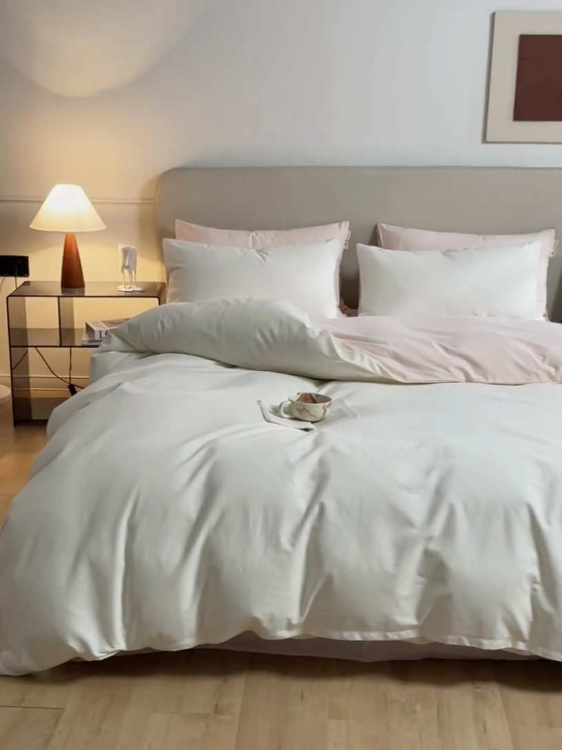 91家纺网 家纺一手货源 找家纺 澳梵家居 2024新款秋冬纯色全棉磨毛四件套--素色如锦系列 奶白-椰奶粉