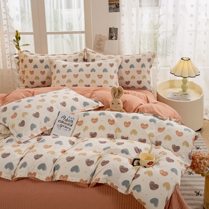 91家纺网 家纺一手货源 找家纺 富之航家纺 2024新款小清新床盖四件套公主风提花针织棉床盖四件套 比心