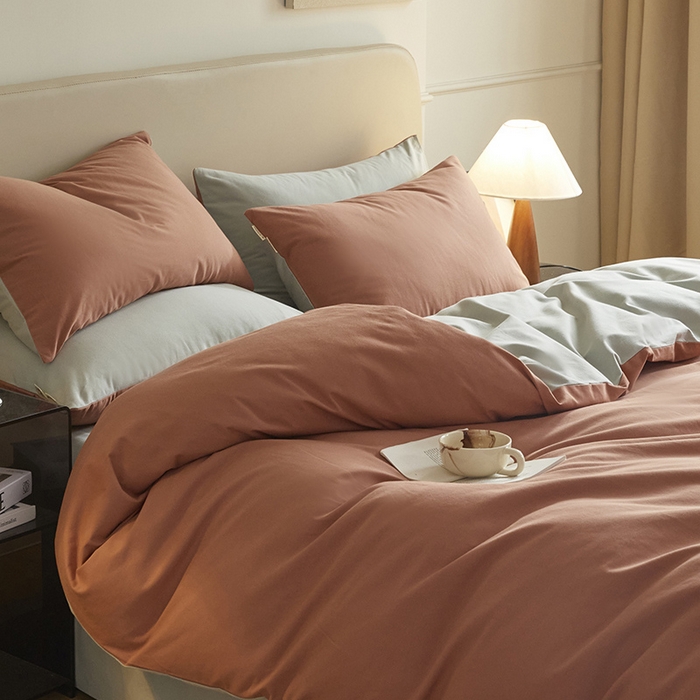 91家纺网 家纺一手货源 找家纺 澳梵家居 2024新款秋冬纯色全棉磨毛四件套--素色如锦系列 珊瑚橙-幻影灰