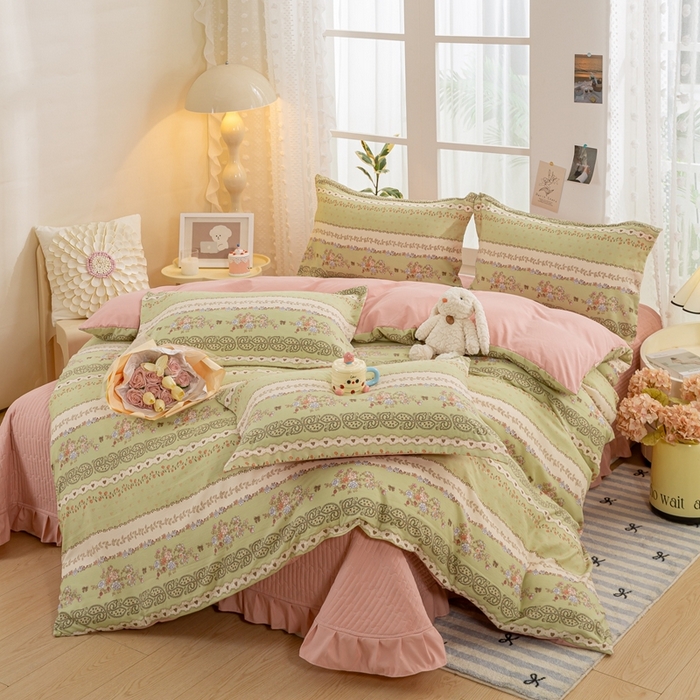 91家纺网 家纺一手货源 找家纺 富之航家纺 2024新款小清新床盖四件套公主风提花针织棉床盖四件套 复苏