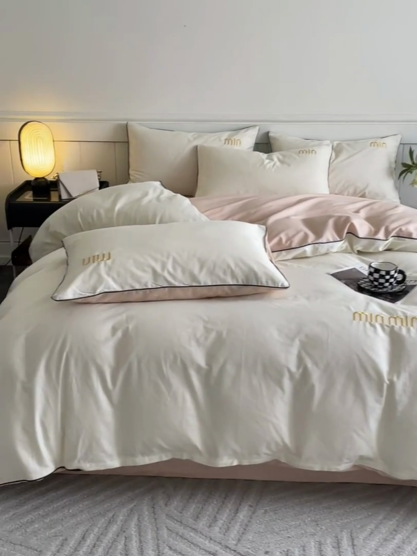 91家纺网 家纺一手货源 找家纺 澳梵家居 2024新款全棉嵌绳四件套--minmin系列 minmin奶昔白-白桃粉