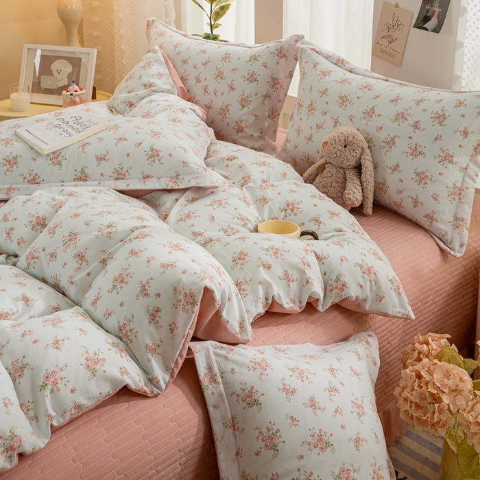 91家纺网 家纺一手货源 找家纺 富之航家纺2024新款小清新床盖四件套公主风提花针织棉床盖四件套 相思兰