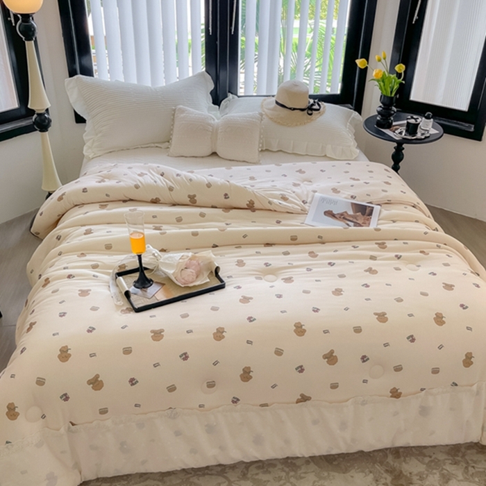 91家纺网 家纺一手货源 找家纺 莱豫家纺 2024新款法式复古针织花边夏被春秋被 童趣