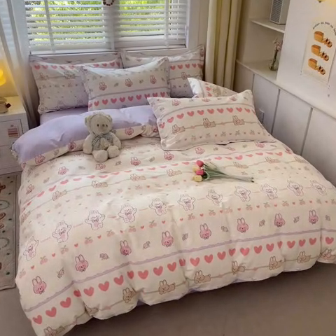 91家纺网 家纺一手货源 找家纺 2024新款全棉小清新印花单品套件--四件套 小兔念念
