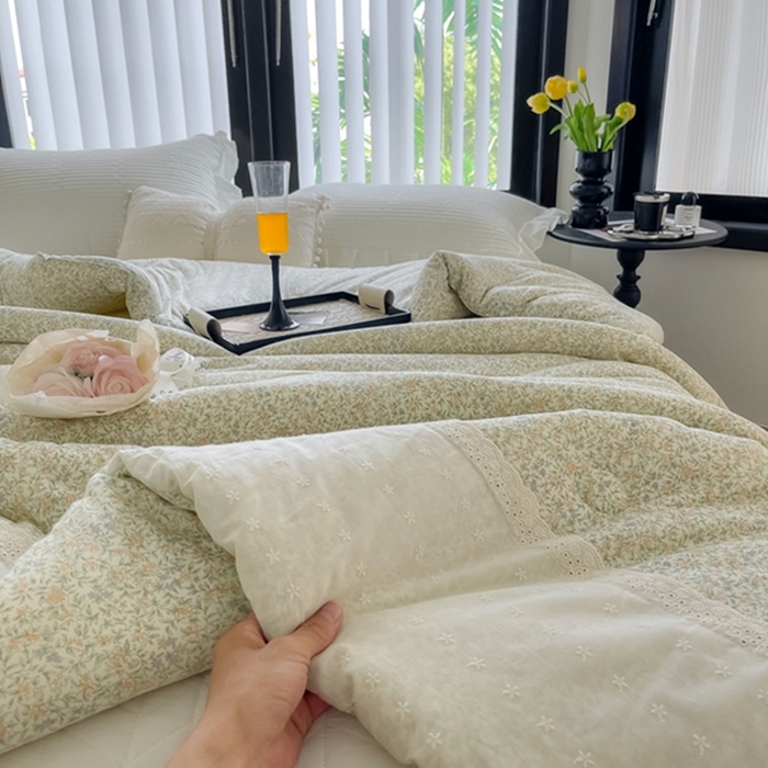 91家纺网 家纺一手货源 找家纺 莱豫家纺 2024新款法式复古针织花边夏被春秋被 亿夏