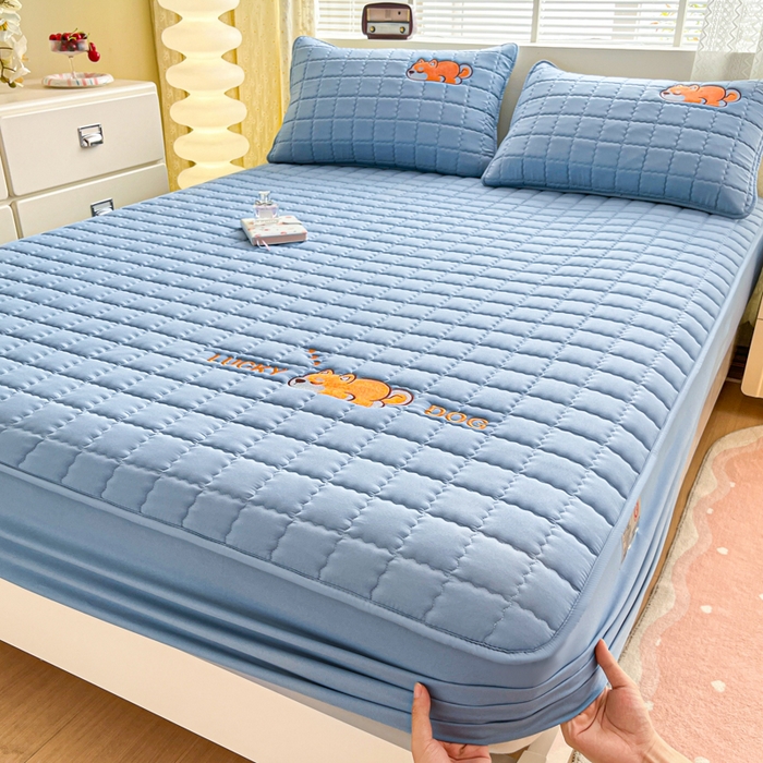 91家纺网 家纺一手货源 找家纺 鑫钰 2024新夹款刺绣大豆纤维床笠-幸运狗系列 幸运狗-雾霾蓝