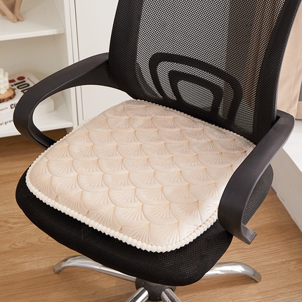 91家纺网 家纺一手货源 找家纺 （总）爱家居 2024新款荷兰绒夹棉绗缝记忆棉坐垫圆垫飘窗垫-烟花