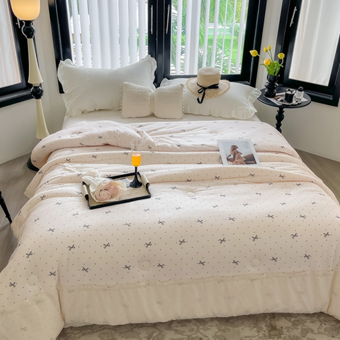 91家纺网 家纺一手货源 找家纺 莱豫家纺 2024新款法式复古针织花边夏被春秋被 蝴蝶结