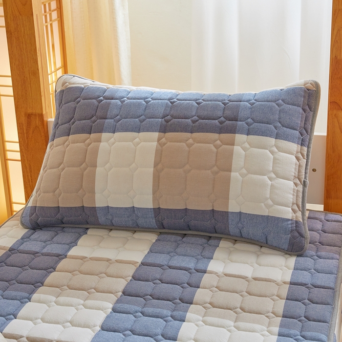 91家纺网 家纺一手货源 找家纺 鑫钰 2025新款学生宿舍A类水洗棉大豆夹棉系列-简格 简格-蓝大格