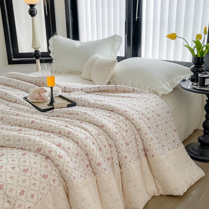 91家纺网 家纺一手货源 找家纺 莱豫家纺 2024新款法式复古针织花边夏被春秋被 樱桃