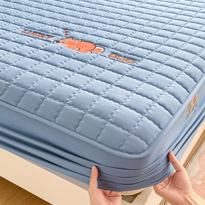 91家纺网 家纺一手货源 找家纺 鑫钰 2024新夹款刺绣大豆纤维床笠-幸运狗系列 幸运狗-雾霾蓝