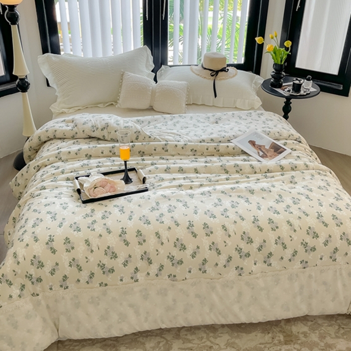 91家纺网 家纺一手货源 找家纺 莱豫家纺 2024新款法式复古针织花边夏被春秋被 清新物语