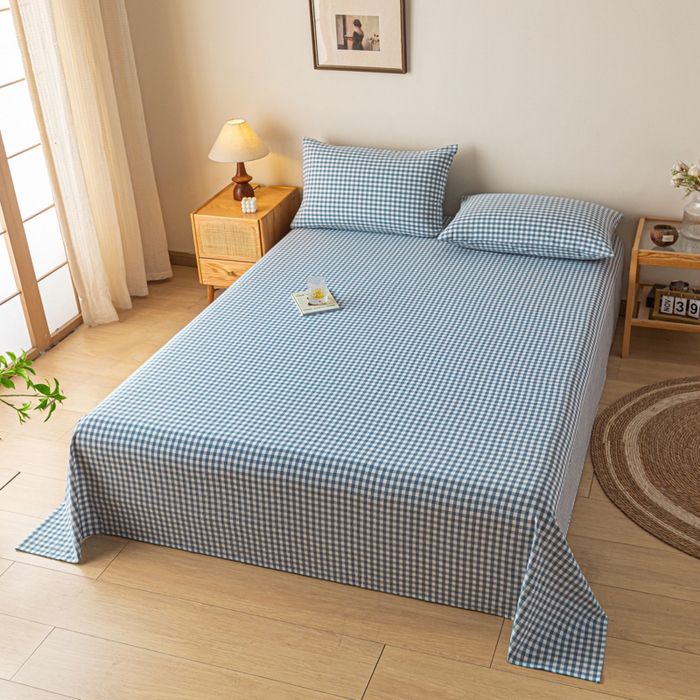 91家纺网 家纺一手货源 找家纺 卡伦家纺 2025新款全棉色织水洗棉床单学生宿舍单人双人床单系列浅蓝小格