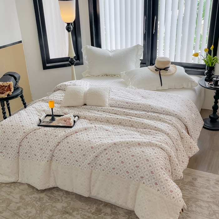 91家纺网 家纺一手货源 找家纺 莱豫家纺 2024新款法式复古针织花边夏被春秋被 樱桃