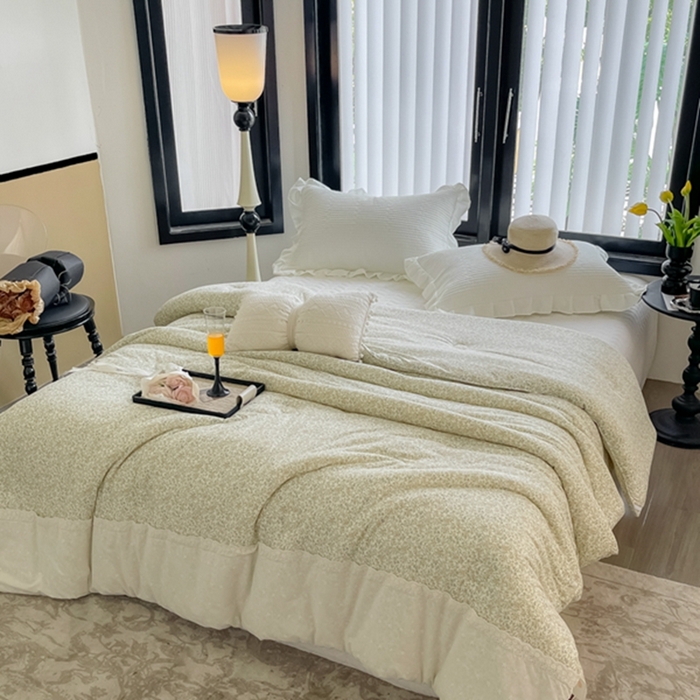 91家纺网 家纺一手货源 找家纺 莱豫家纺 2024新款法式复古针织花边夏被春秋被 亿夏