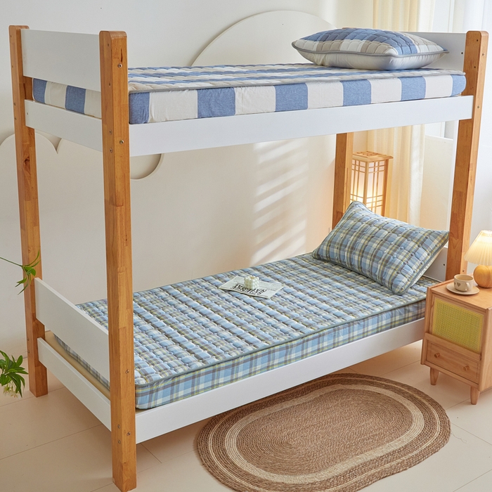 91家纺网 家纺一手货源 找家纺 鑫钰 2025新款学生宿舍A类水洗棉大豆夹棉系列-简格 简格-简希蓝